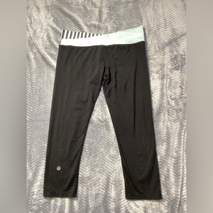 Lululemon Criss-Cross Waist Cotton Blend Capri Crop Legging 8